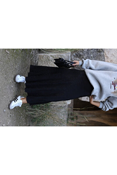 bytugcekaya Black Satin Leopard Pattern Skirt