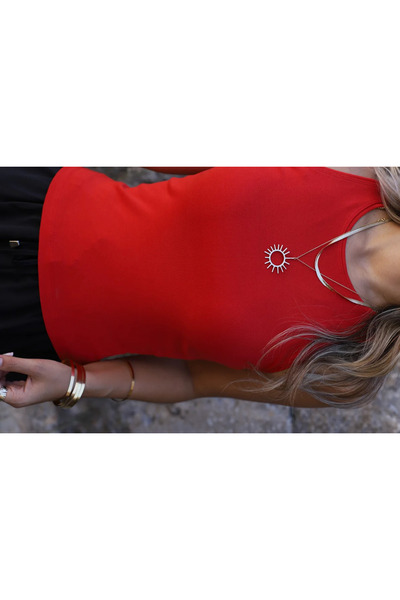 bytugcekaya Crop Top lung roșu cu gât Halter