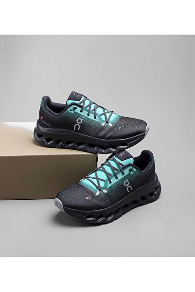 on Clouds على السحب الجارية "أكوا آيرون"