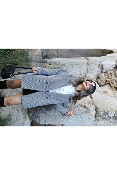 bytugcekaya Ασπρόμαυρο παλτό ψαριού τυπικού μεγέθους