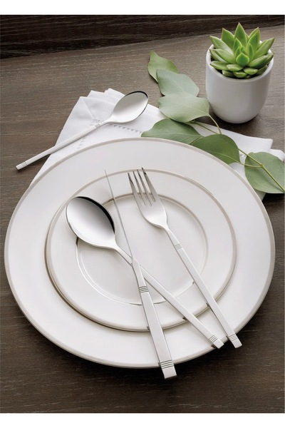 Pierre Cardin Walter 84 Piece Cutlery Set