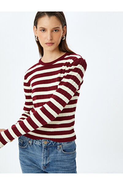 Koton Langärmliger, gestreifter Strickpullover mit Rundhalsausschnitt