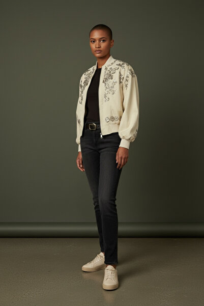 SEMİZ GİYİM Boncuk ve Pul İşlemeli Bomber Ceket