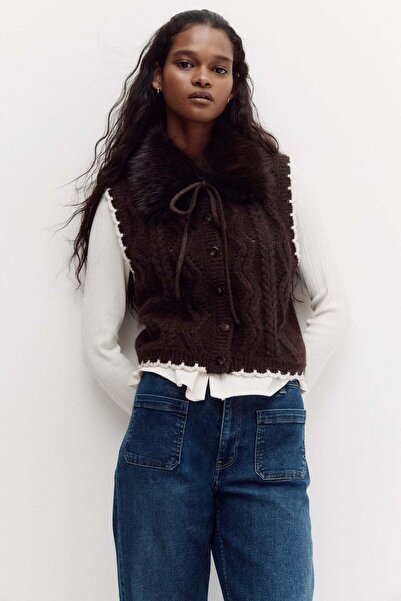 H&M Cable-knit collared waistcoat