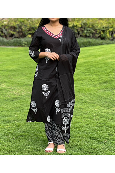 IndHeritage Premium black colour, cotton 3 piece kurti set with white floral ...
