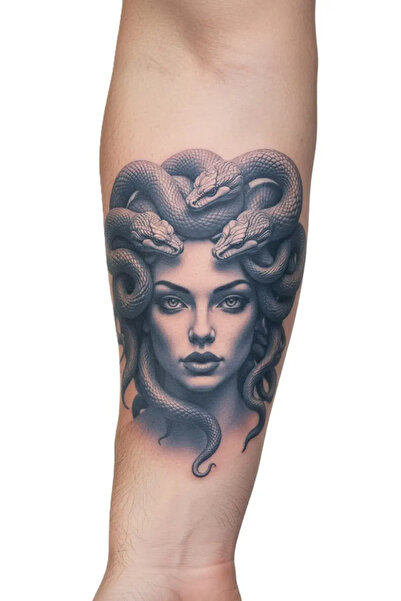 Tattoo 1 Ay Kalıcı 24 Saat Sonra Kararan Medusa ve Yılanlar model geçici dövme