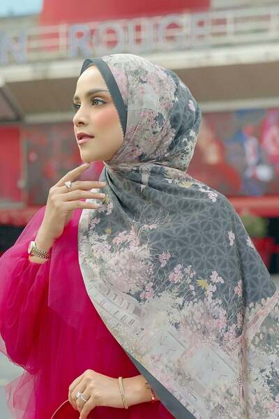 Buttonscarves شال ساتان باريسي - بون نويت