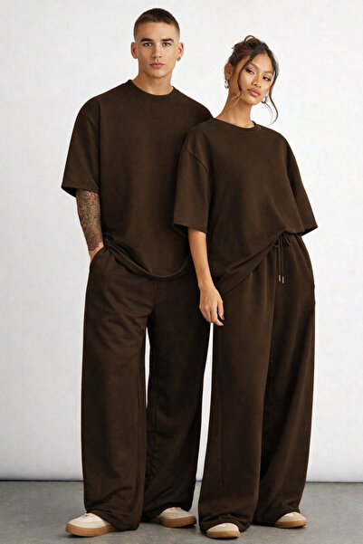 YAKAMEL UNISEX ÇİFTLERİN KULLANIMINA UYGUN OVERSİZE KISA KOLLU EŞOFMAN TAKIMI...