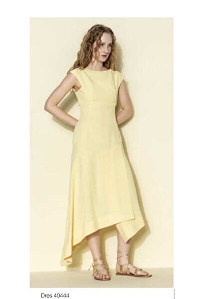 Generic فستان اصفر