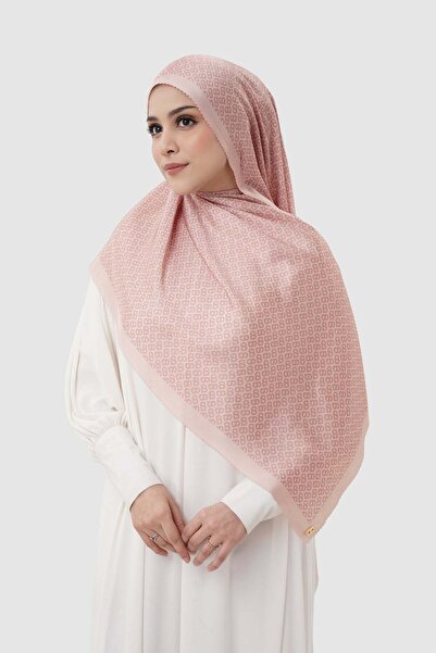 Buttonscarves Tapis Saten Shawl - Peach