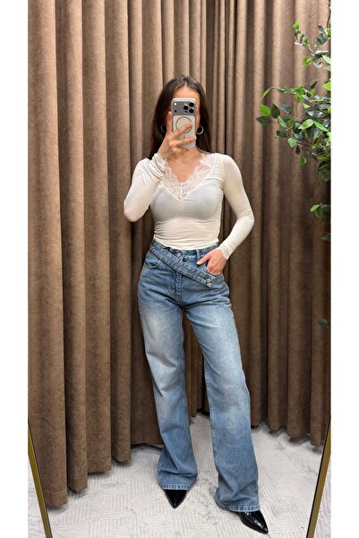 Maysa جينز بتصميم واسع الساق باللون الأزرق الداكن