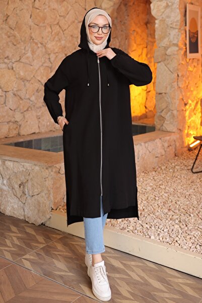 İmajButik Чорна куртка з капюшоном на гумці