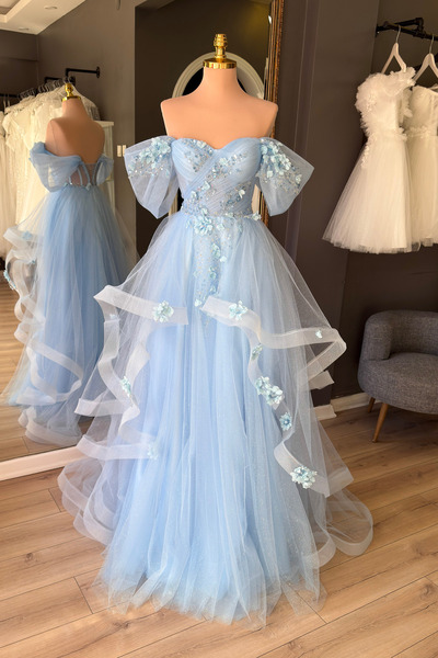 Lenta Moda Buz Mavi Simli Gren Etekli ve Üç Boyutlu Dantel Detaylı Abiye & Ni...