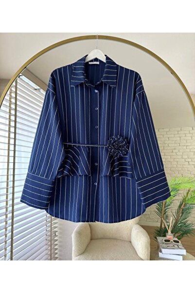 demet's collection Beliz GÜL Detaylı Broş Kemerli Premium Çizgili Gömlek - Tunik