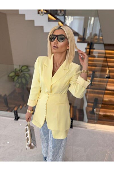 Kokoşum Butik جاكيت بتفاصيل أزرار 9001 باللون الأصفر