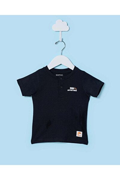 REDTAG تيشيرت أسود بأكمام هنلي للأطفال الرضع