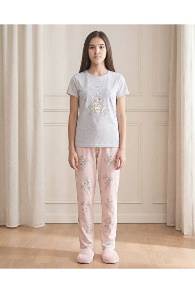 REDTAG طقم بيجاما للبنات الكبيرات، رمادي فاتح بنقشة ثامبر