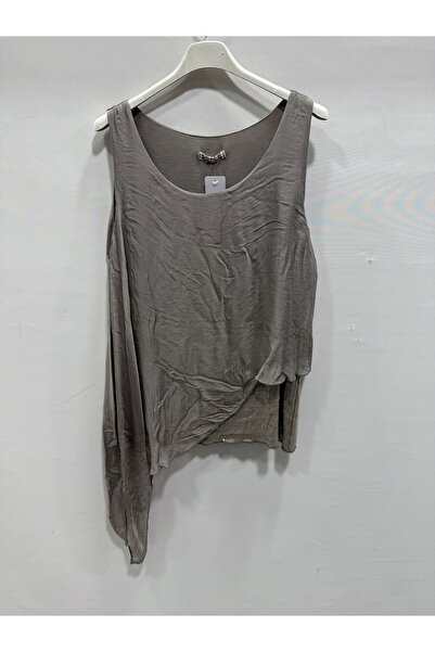 della moor Mink Italian Asymmetrical Cut Skirt with Sequins and Zero Sleeves ...