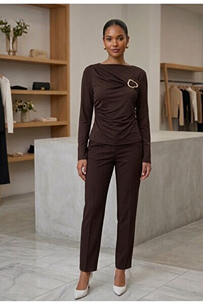 ESİLLA GİYİM Kadın Drapeli Aksesuar Detaylı Uzun Kollu Bluz – Şık Ofis ve Dav...