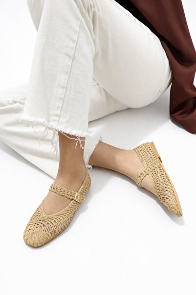 Modezya Nude Belt Detailed Blunt Toe Women's Shoes