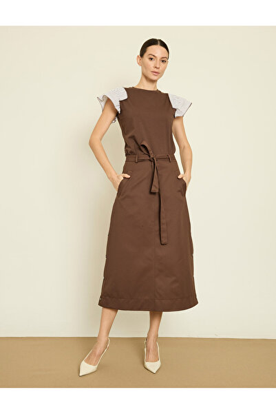 BGN workshop تنورة ميدي قماش غبردين مع حزام ربط