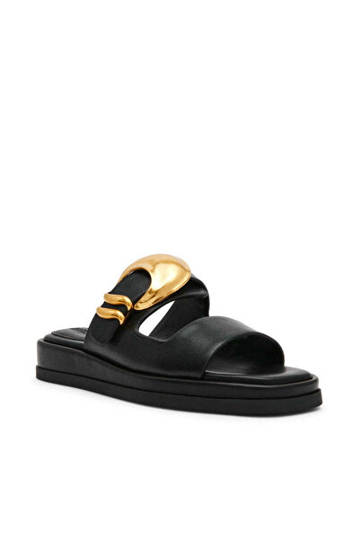 Steve Madden Bay-Ridge Solid Black Low Heel Sandals