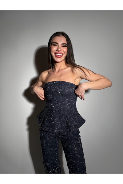 GÜLCİCİ TAŞ DETAYLI STRAPLEZ BLUZ