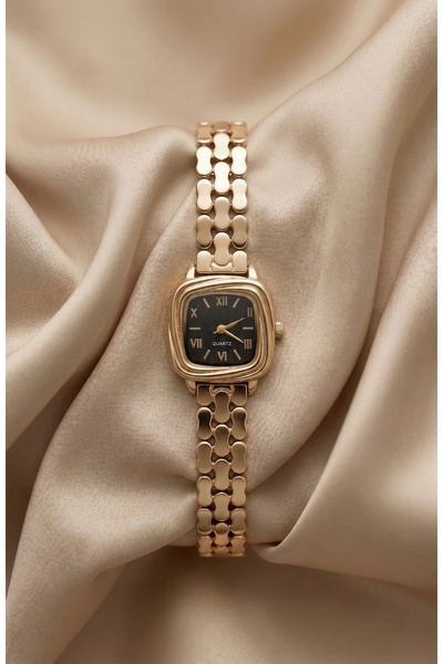 KLISHE Butik Women's Steel Watch Gold Color Black Dial Vintage Luxury Square ...