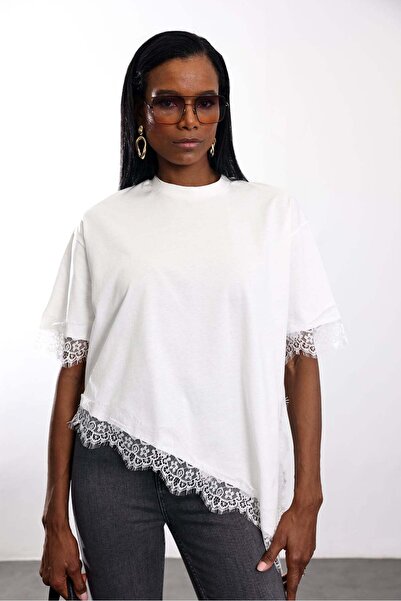 5in1Canpolat Bela asimetrična kroj Čipka detaljna majica 22856