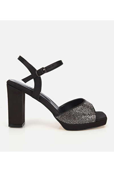 Hotiç Kadın Siyah Taş Detaylı Bilekte Topuklu Sandalet
