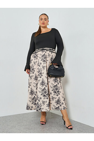 Styli Plus Size Floral Bell Sleeves Maxi Dress