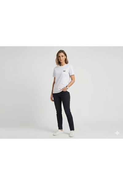 Nyla & Craft Unisex Oversized Bow Embroidery Design Combed Cotton Tshirt