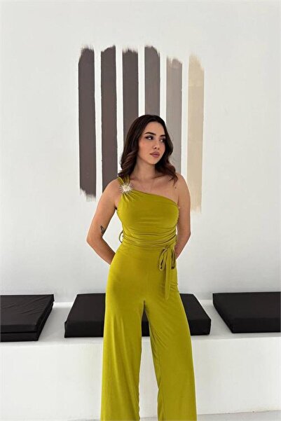 Neşeli Butik kadın yeşil tek omuz aksesuar detaylı geniş paça kuşaklı tulum N...