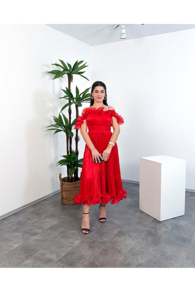 Mialora Rope Strap Midi Dress – Front Window Detail