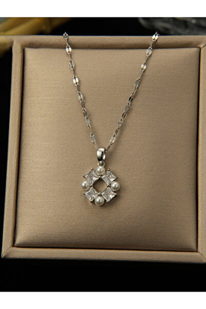 Take Two By Styli قلادة مزينة باللؤلؤ الصناعي