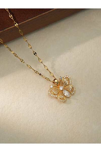 Take Two By Styli قلادة مزينة بفراشة