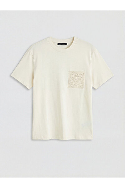 LC Waikiki Γυναικείο μπλουζάκι Özmarka New Season με κέντημα σε λαιμόκοψη ποδ...