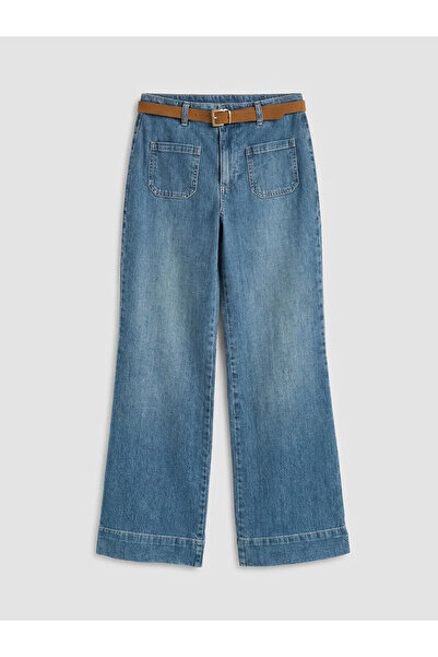 LC Waikiki بنطلون جينز نسائي واسع الساق من أوزماركا للموسم الجديد مع حزام خصر