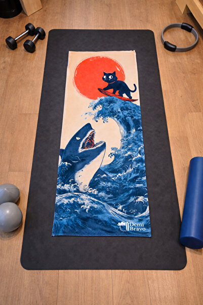 DEMİ BRAVO Özel Tasarım Cepli Pamuk Spor Havlusu - Surfer Cat