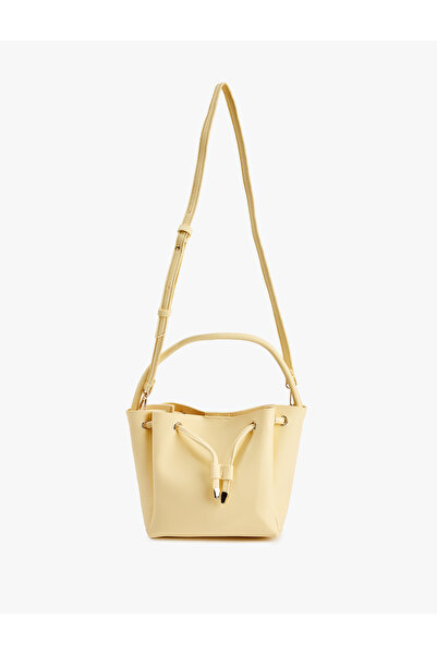 Koton Τεχνητό δέρμα Με σούρες Με μεταλλικό αξεσουάρ Με κρεμάστρες Τσάντα χιαστί