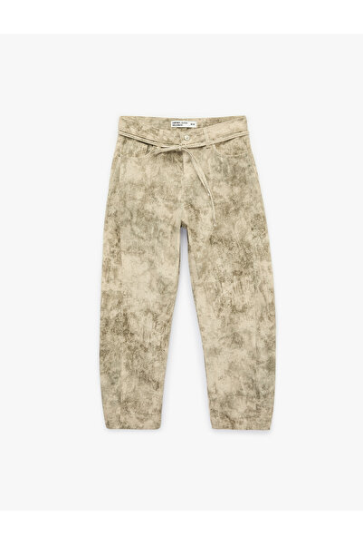 Koton Rahat Kalıp Pamuklu Kemer Detaylı Yıkamalı Düğmeli Balon Pantolon