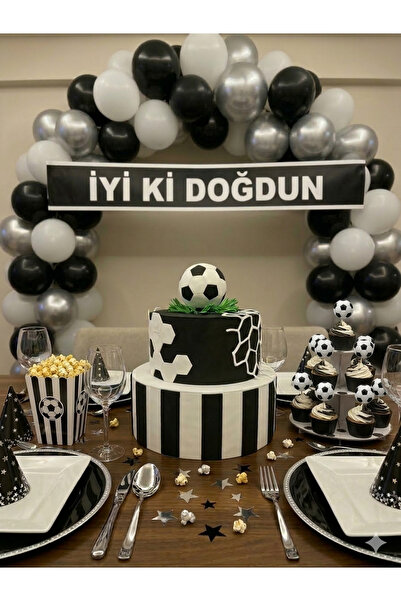 OGELAPARTY Futbol Temalı 2 Katlı Maket Doğum Günü Pastası - Siyah Beyaz Çekim...
