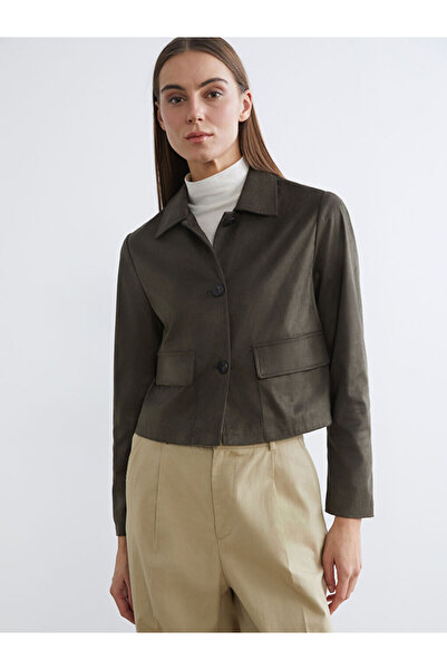 LC Waikiki قميص كاكي مع ياقة وسترة نسائية بمظهر الشامواه