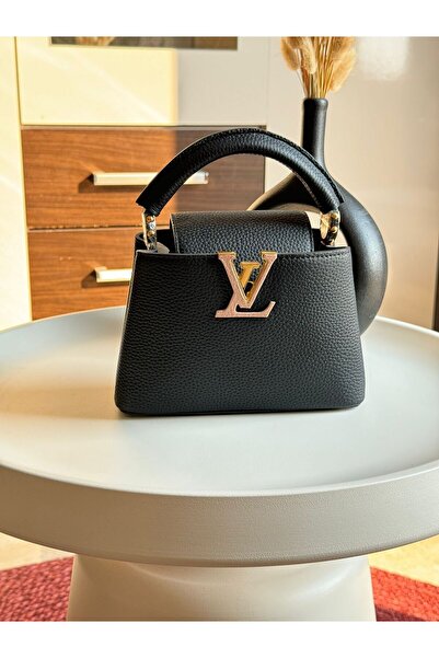 GENERAL Women's handbag with a stylish and modern design