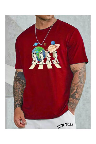 ZEMLİYA Unisex "Astronauts" Printed T-Shirt -Modern Style