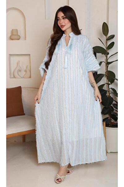 Nice Model فستان جلابية ماكسي أنيق مخطط باللون الأزرق الفاتح للنساء، بياقة عل...