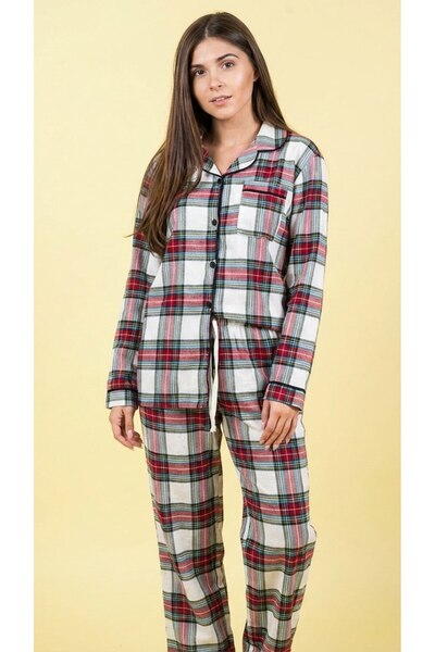 levanapajamas Women's cotton pajamas with a classic check pattern - a comfort...