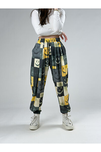 COCOPELLI Patch Smile Yellow Women's Jogger Pants Pants Coc2936