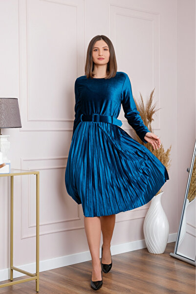 OEM Elegant turquoise velvet dress with waist belt