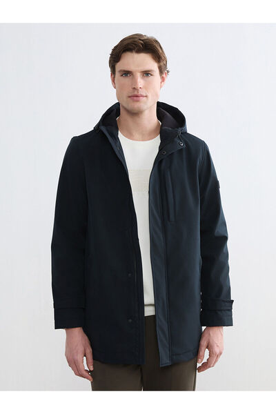 LC Waikiki Peak New Season Standard Fit Hooded Men's Raincoat
